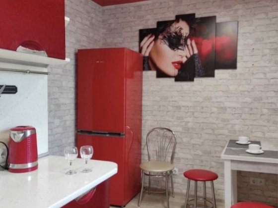 Здам квартиру  в центрі довготривало .