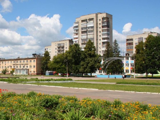 Сдам 3х комнатную квартиру в центре города. Шостка