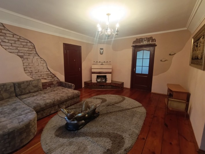 Оренда 3-к квартири в центрі міста - фото 1