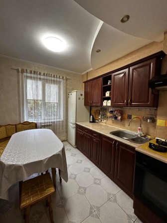 Оренда чудової квартири на Симона Петлюри 13-а - фото 1