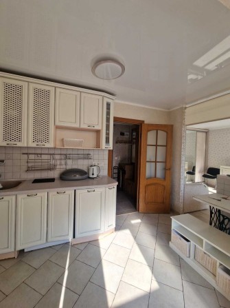 Головатого 20, гарна, тепла, вільна. - фото 1