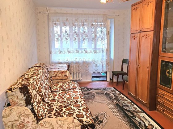 двох кімнатна квартира ПІВ-ЗАХІД меблі та побутова техніка. Валєріч Хмельницкий