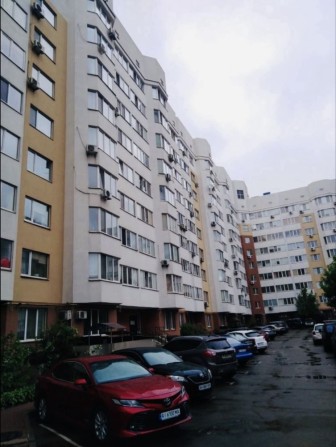 Здається простора 1-на квартира в новобудові на Симоненко! - фото 1