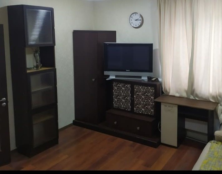 Квартира від господаря + місце під парковку авто. 10000 грн. - фото 1