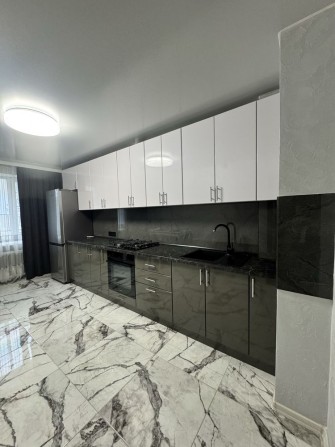 Перша здача ! Оренда в центрі міста по вул. Курсова - фото 1