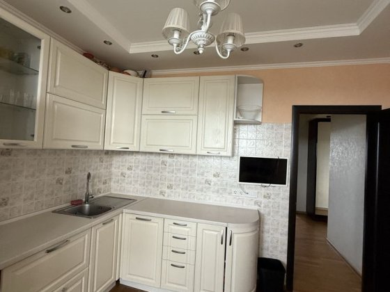 Оренда 2х кімнатної квартири в центрі міста Київміскбуд Буча