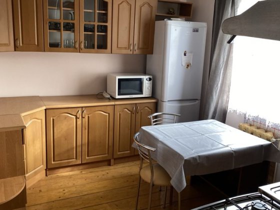 Оренда 2 кімнатного напівособняка в Центрі міста Івано-Франківськ