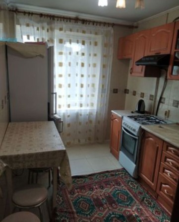 Здається хороша 3х кімнатна квартира з косметичним ремонтом! - фото 1