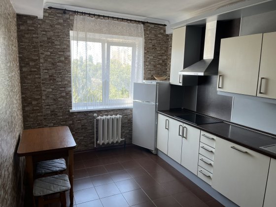 Здам в оренду 1к квартиру біля парку на Грушевського. Бровары