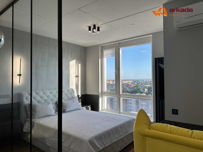 ОРЕНДА однокімнатної квартири-студії в ЦЕНТРІ - фото 1