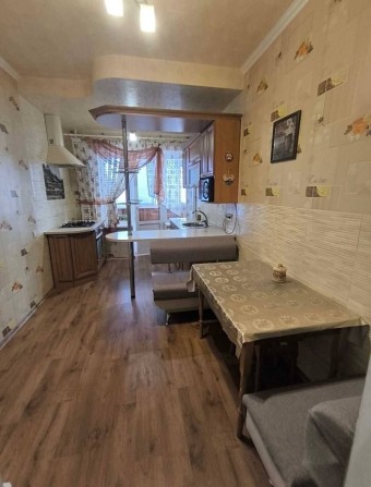 Оренда  квартири  дві кімнати вся техніка та меблі. - фото 1