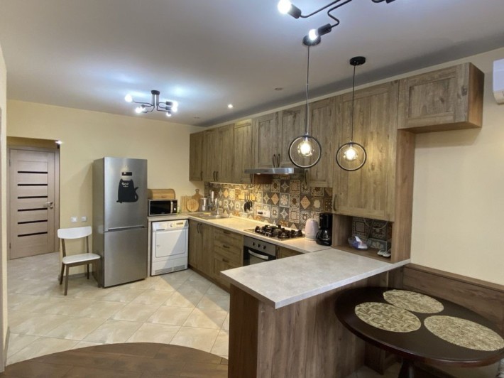 ЖК «Карат» Навпроти Центральний парк, 51 м.кв. Газ - фото 1