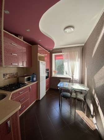 Оренда великої 3-к квартири в м. Ірпінь. Індивідуальне газове опалення - фото 1