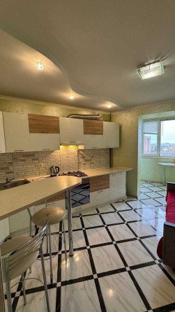 Оренда 2-кім квартири біля Парку Шевченка - фото 1