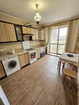 Оренда 1 кім. Кв центр Нац. Гвардії - фото 1