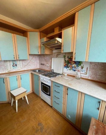 Пропонується двох-кімнатна квартира з косметичним ремонтом! - фото 1