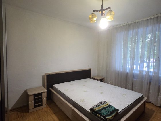 Здається 2км квартира ву.Молодіжна 40 Ивано-Франковск