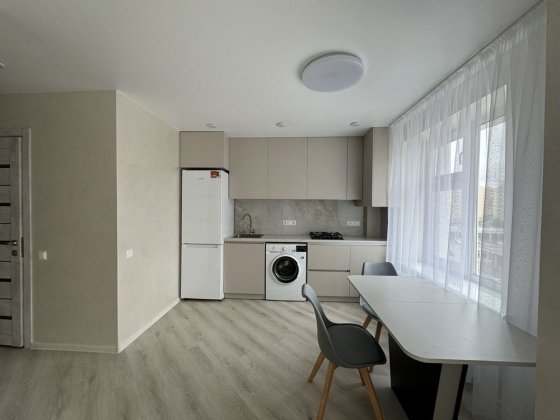 Оренда 1 к кв Озерна Гранд Роял Хмельницький