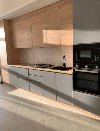 оренда власник без комісії містечко центральне вул Височана - фото 1