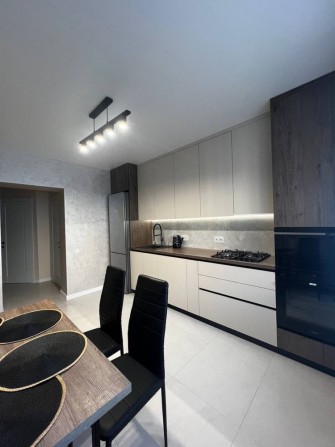 Оренда 2 кімнатної новобудови Луцьк Перше поселення - фото 1