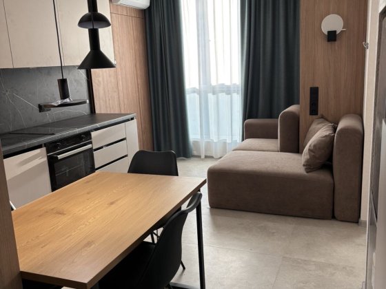 Квартира з дизайнерським ремонтом поруч з Центральним парком Ирпень