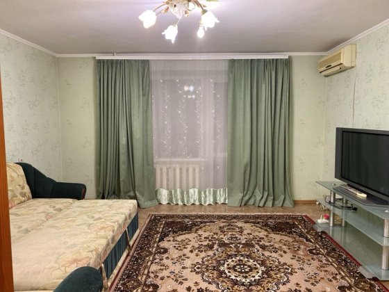 Сдам 3-х комнатную квартиру в центре Кременчуг