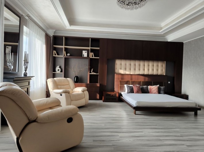 Великогабаритна однокімнатна квартира, центр, вул.Шевченка, 65 кв.м. - фото 1