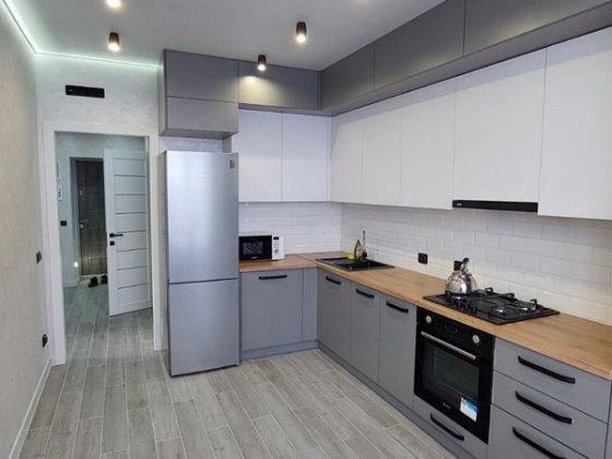 Здається сучасна 2-кімнатна квартира в центрі міста