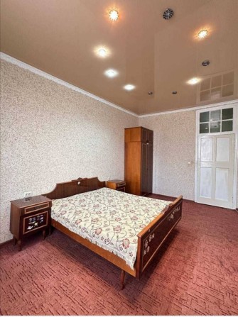 Сдаю возле парка хорошую 3-х - фото 1