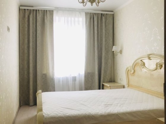 Аренда 2х.ком.квартира по ул.В.Великого(Мелешкина)ост.Космонавтов Кривой Рог