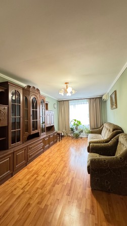 Оренда 3-и кім. квартири на вул. 8-го Березня! - фото 1