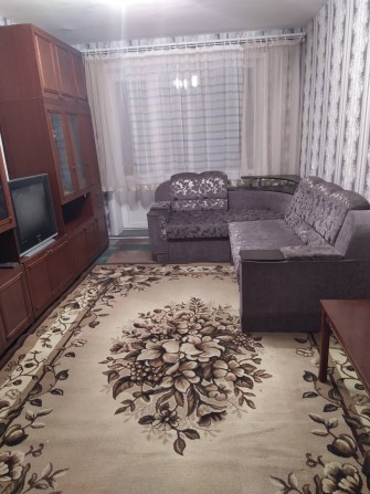 Здається двух кімнатна квартира - фото 1