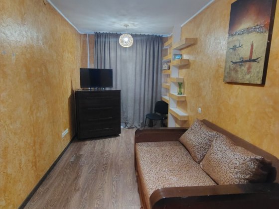 3-кімн.кв на довгострокову оренду. Тесленка 25 Кривой Рог
