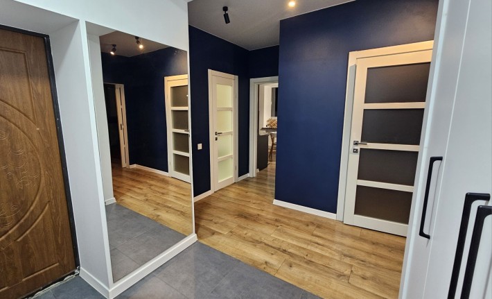 2к квартира 74м2. Власник. Район ж.д. центр. Там-там. Портсіті - фото 1