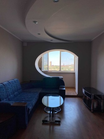 Оренда 2 кімнатної квартири на проспекті 200 річчя Кривого рогу, 9/9 - фото 1