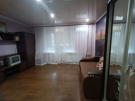 Здається 1 кімнатна квартира в центрі міста . Кривий Ріг