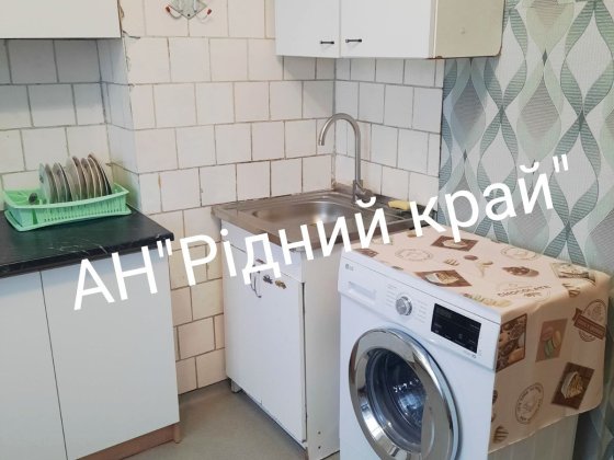 Здамо 1у кв.з просторою кухнею. Полтава