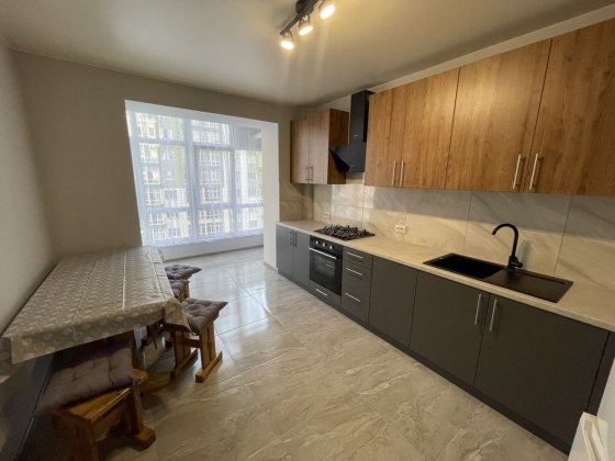 Оренда 2 кімнатна квартира центр міста вул. Височана 18 Івано-Франківськ