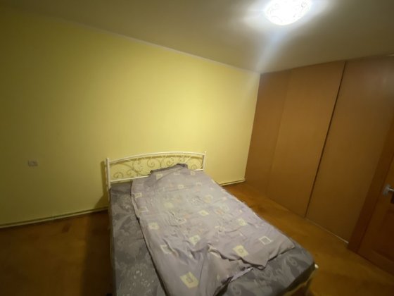 Здається 2ох кім квартира вул Коновальця Ивано-Франковск