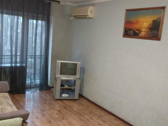 Оренда 1 кімнатна по.Металургів Соцмісто Кривой Рог