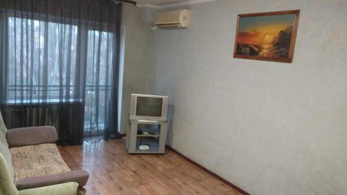 Оренда 1 кімнатна по.Металургів Соцмісто - фото 1