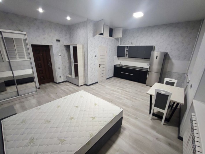 Здається в оренду квартира (студія) вул.Д.Галицького - фото 1