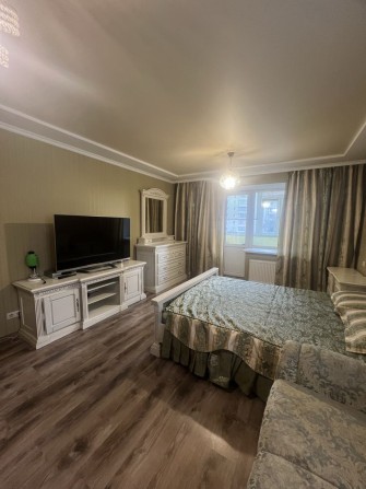 Гарна двокімнатна в новобудові Лушпи - фото 1