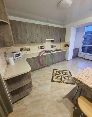 2-к. квартира близько центру, з ремонтом, за вул. Коновальця - фото 1