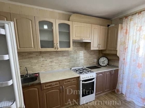 1 кімнатна Поділ, 15000грн+комунальні Полтава