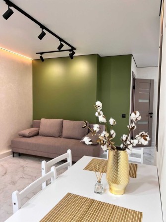 Оренда сучасної 2к.квартири по вул.Київська - фото 1