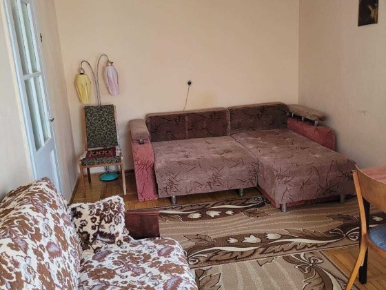 1 кім на вулиці Миру з меблями та побутовою