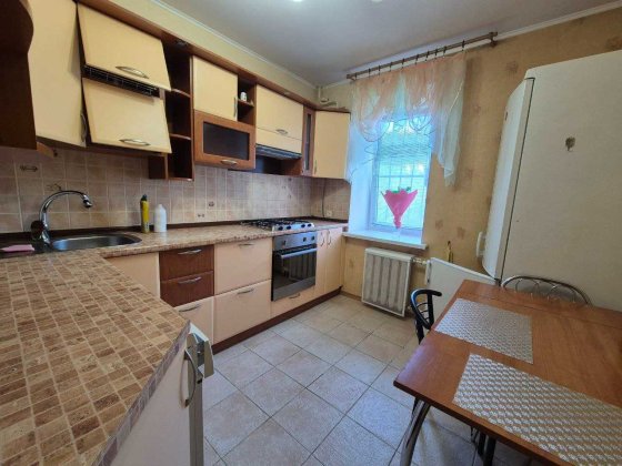 Огнівка сдається 2-х кімнатна квартира 1/9цегла 50м тепловий лічильник Полтава