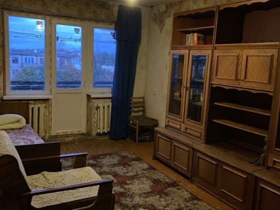 Здається 2 кім. квартира в цетрі міста по Лермонтова 22 Кривий Ріг