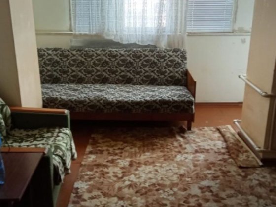 Здається 2 х кв на Соборній . Сумы